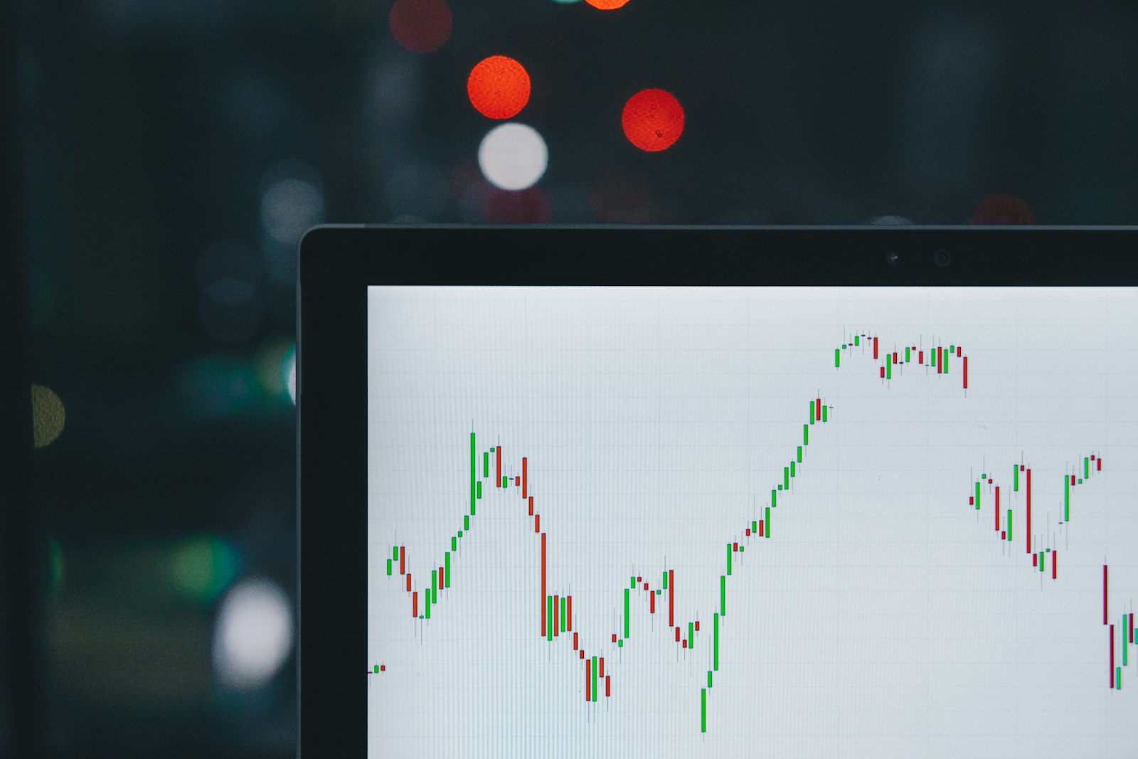 The Secret to Reading Candlestick Charts Like a Pro